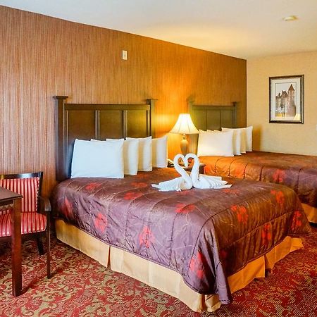Castle Inn And Suites Анахайм Екстериор снимка