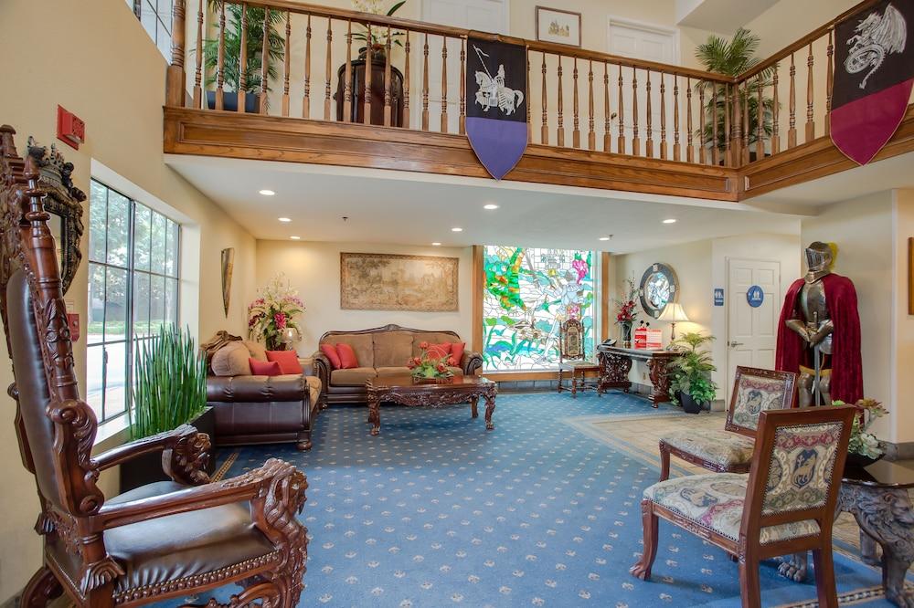 Castle Inn And Suites Анахайм Екстериор снимка