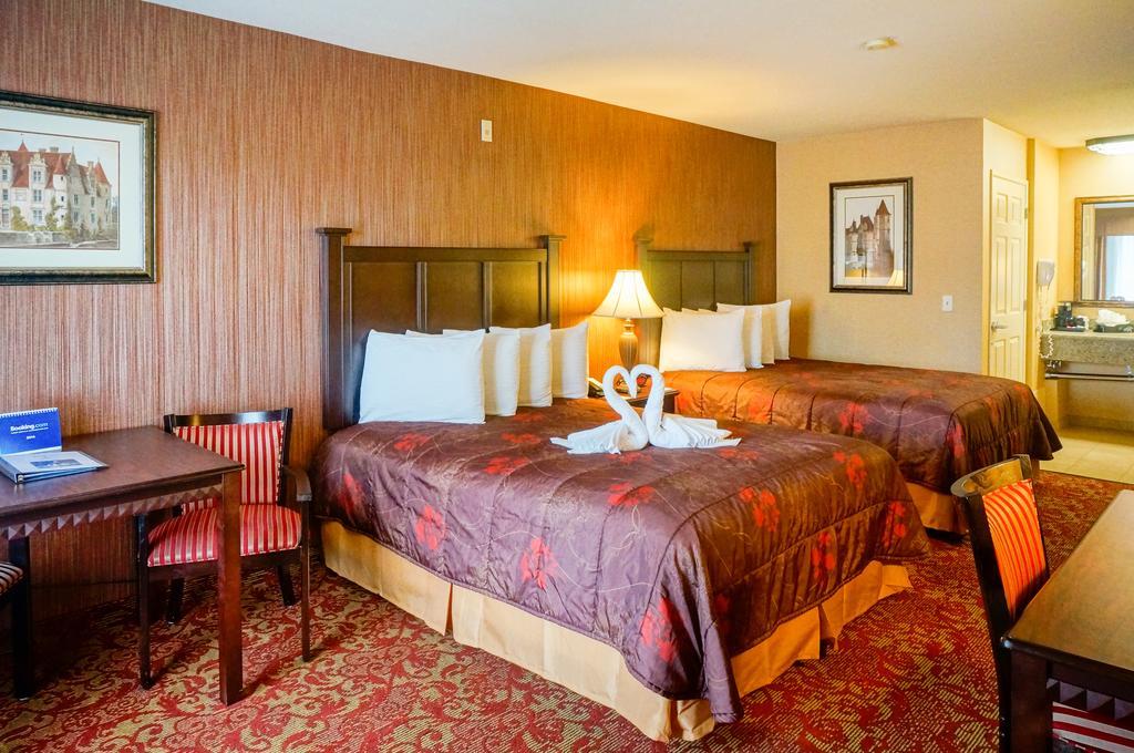 Castle Inn And Suites Анахайм Екстериор снимка