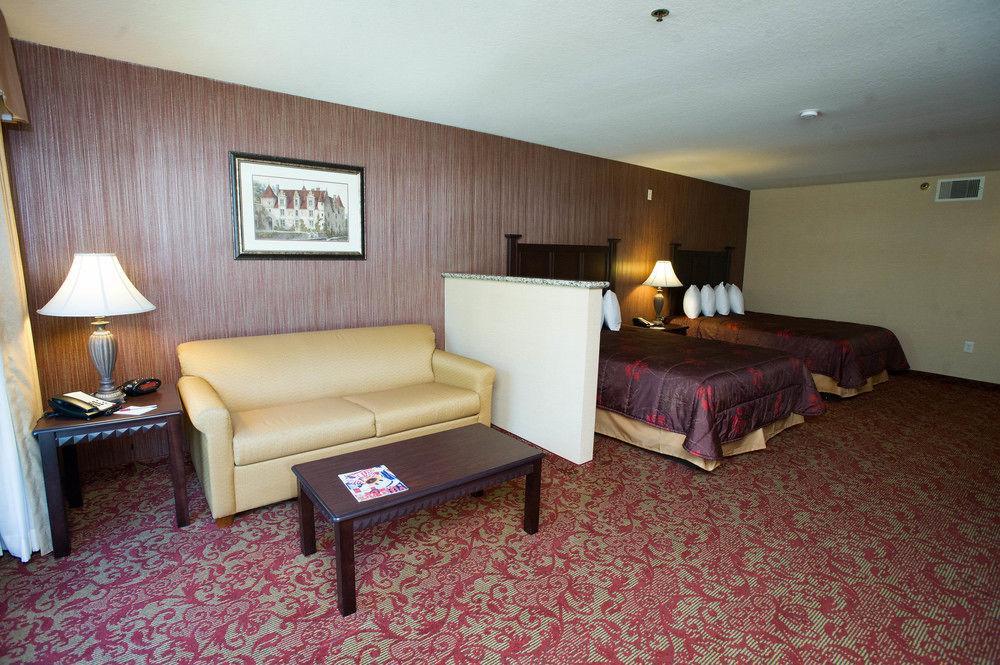 Castle Inn And Suites Анахайм Екстериор снимка
