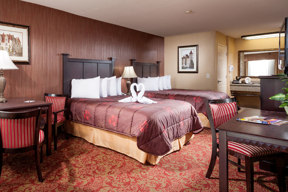 Castle Inn And Suites Анахайм Екстериор снимка